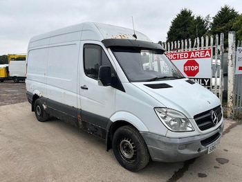 Used Mercedes-Benz Sprinter 2013 for sale - 76022135: Photo