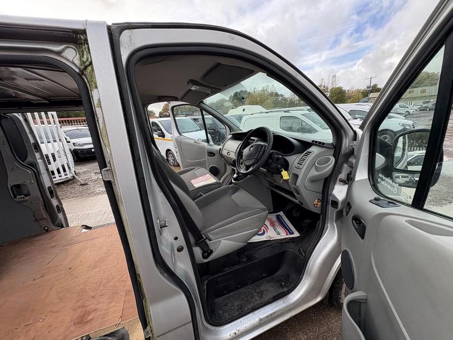 Used Vauxhall Vivaro 2011 for sale - 76420777: Photo 10