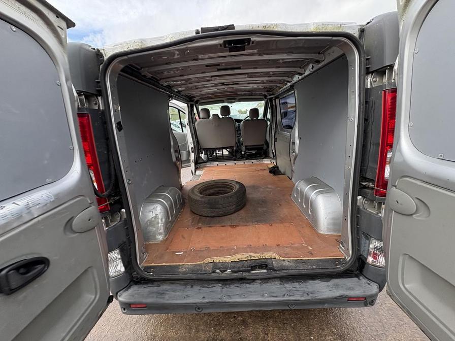 Used Vauxhall Vivaro 2011 for sale - 76420777: Photo 7