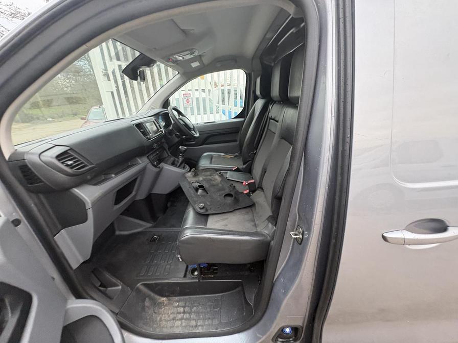 Used Vauxhall Vivaro 2020 for sale - 77842209: Photo 20