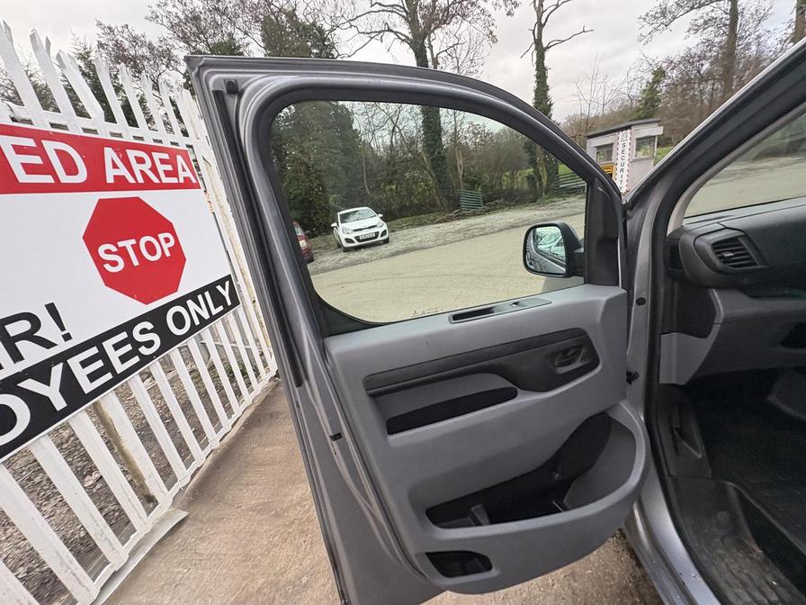 Used Vauxhall Vivaro 2020 for sale - 77842209: Photo 21