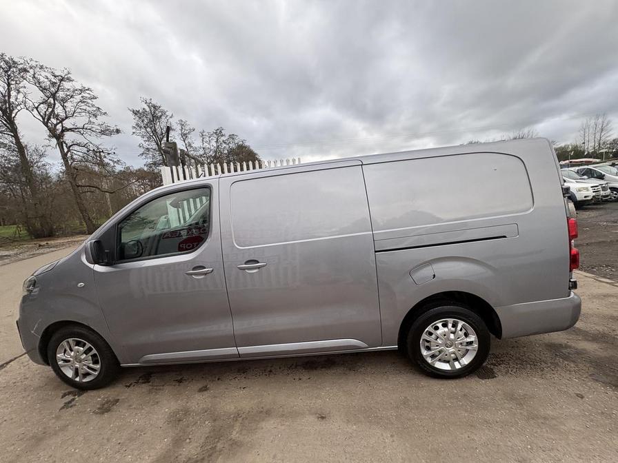 Used Vauxhall Vivaro 2020 for sale - 77842209: Photo 3