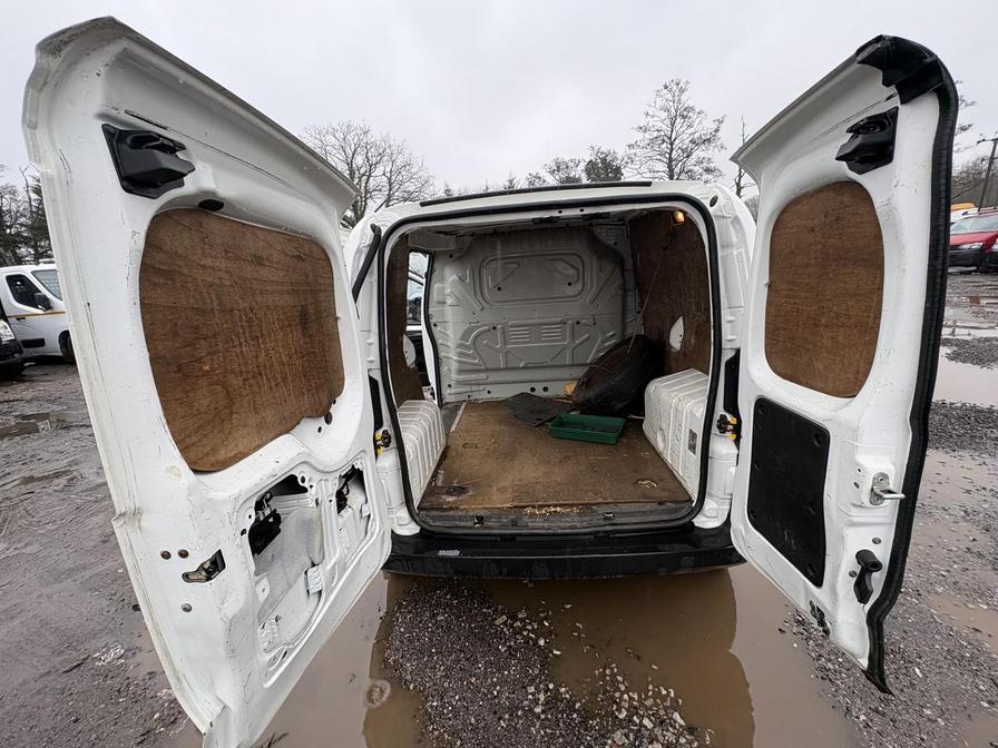 Used Fiat Fiorino 2011 for sale - 77540379: Photo 12