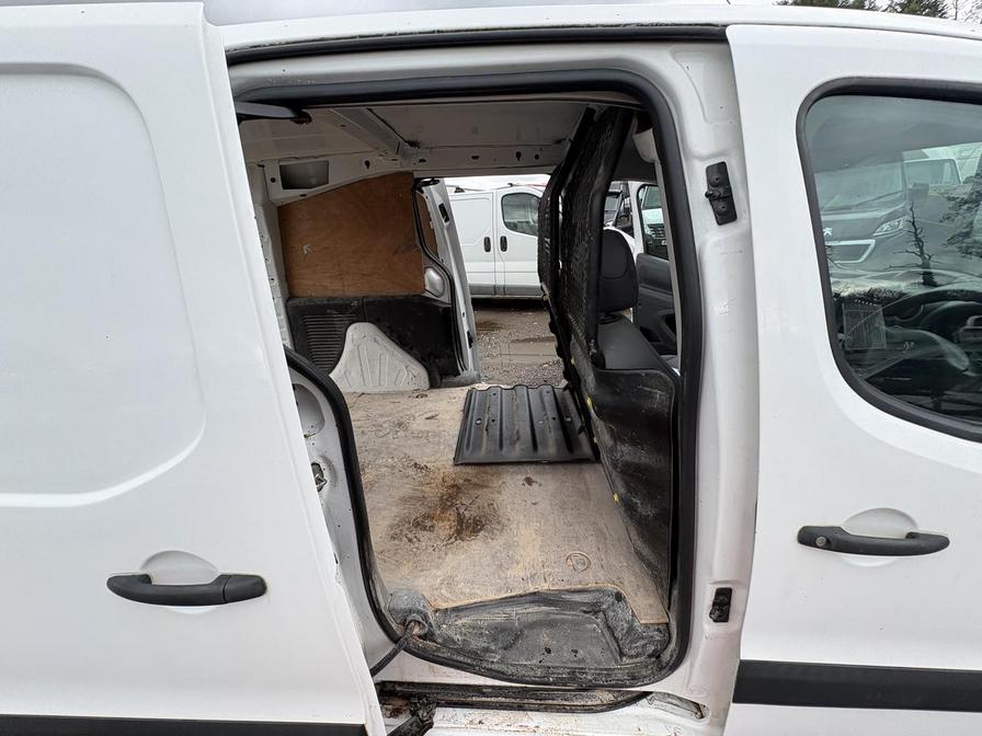 Used Peugeot Partner 2017 for sale - 77500044: Photo 12