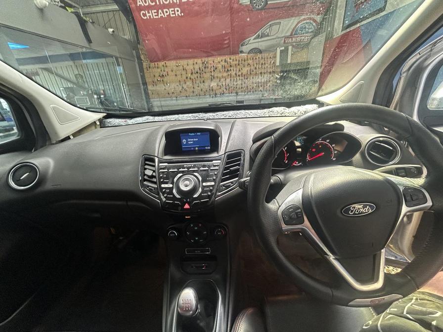 Used Ford Transit Courier 2018 for sale - 76564230: Photo 16