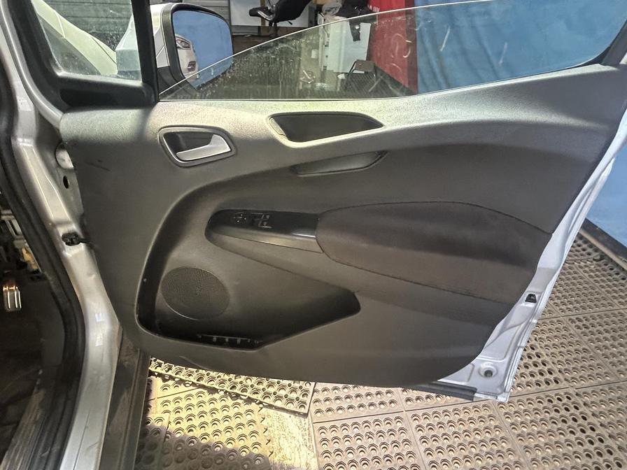 Used Ford Transit Courier 2018 for sale - 76564230: Photo 5