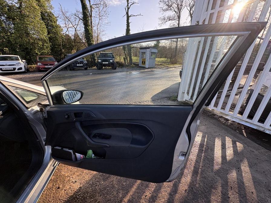 Used Ford Fiesta 2012 for sale - 77239722: Photo 14