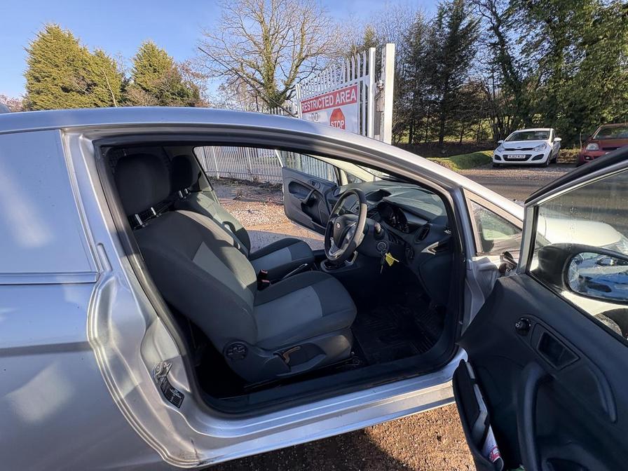 Used Ford Fiesta 2012 for sale - 77239722: Photo 15