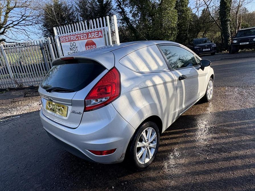 Used Ford Fiesta 2012 for sale - 77239722: Photo 4