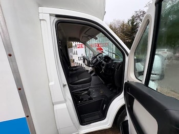 Used Peugeot Boxer 2018 for sale - 76827026: Photo