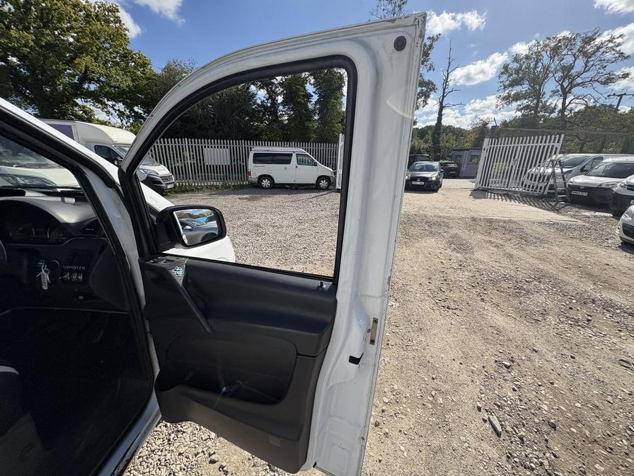 Used Mercedes-Benz Vito 2015 for sale - 76087217: Photo 13