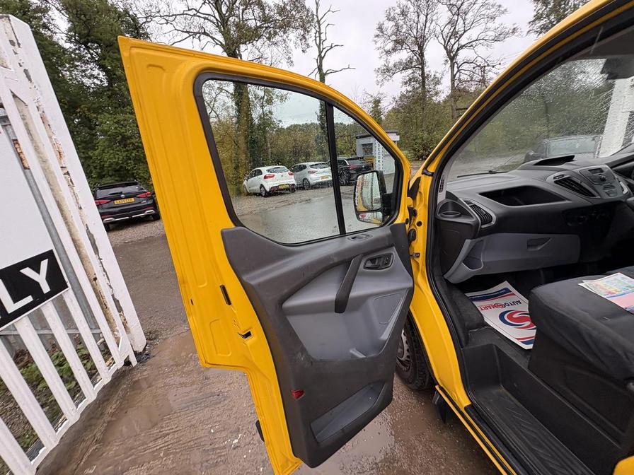 Used Ford Transit Custom 2015 for sale - 76648624: Photo 15