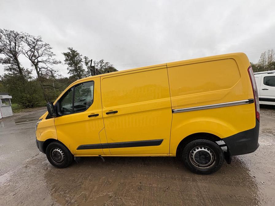 Used Ford Transit Custom 2015 for sale - 76648624: Photo 6