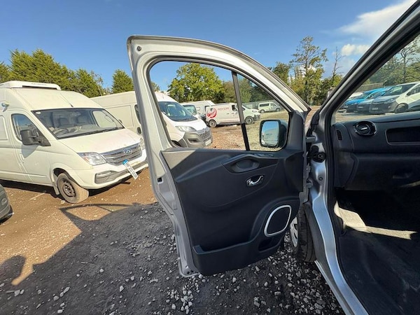 Used Vauxhall Vivaro 2018 for sale - 76261864: Photo 21