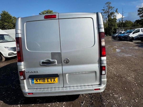 Used Vauxhall Vivaro 2018 for sale - 76261864: Photo 6