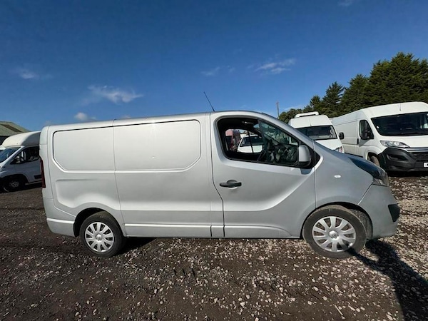 Used Vauxhall Vivaro 2018 for sale - 76261864: Photo 8