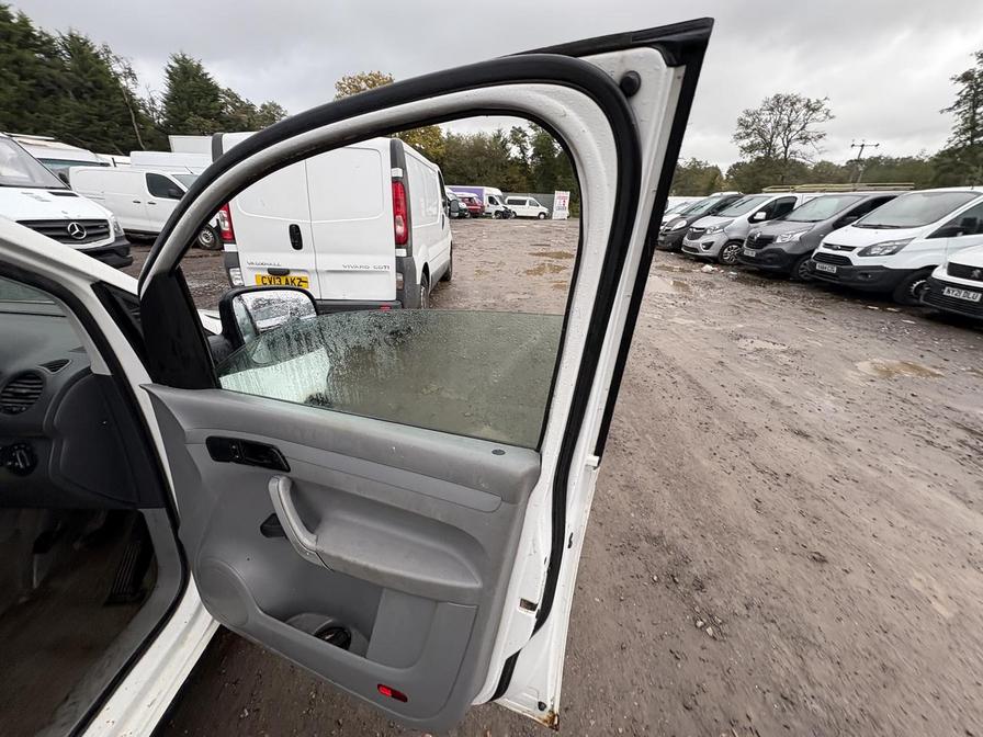 Used Volkswagen Caddy 2005 for sale - 76373214: Photo 8