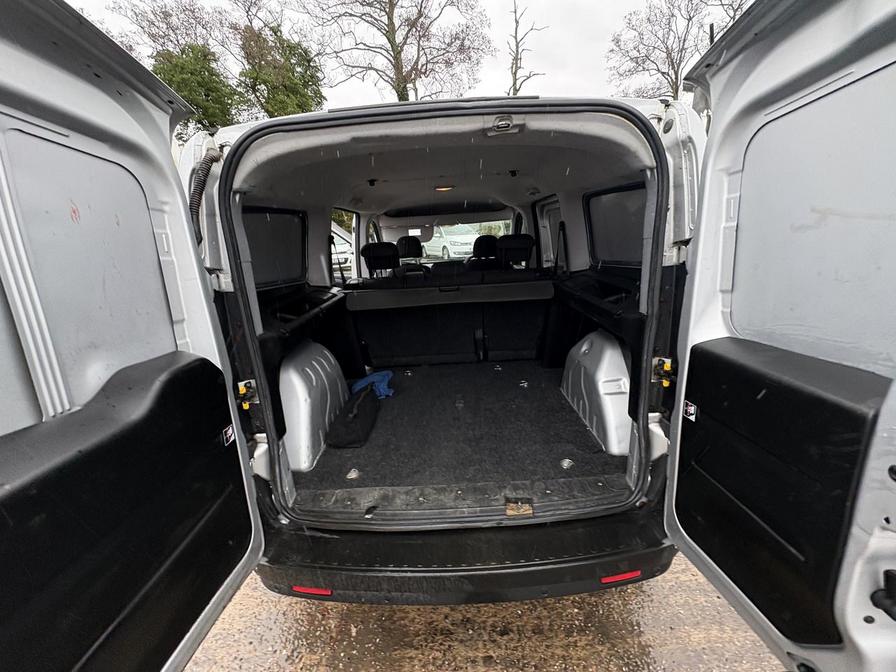 Used Vauxhall Combo 2016 for sale - 77648671: Photo 11