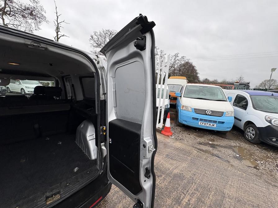 Used Vauxhall Combo 2016 for sale - 77648671: Photo 16