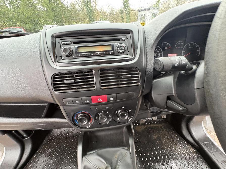 Used Vauxhall Combo 2016 for sale - 77648671: Photo 20