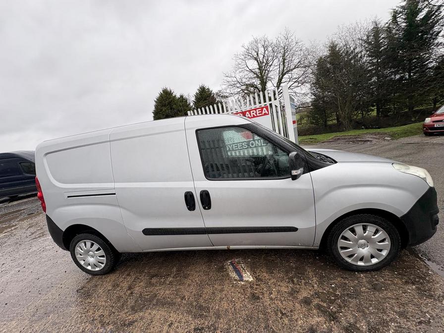 Used Vauxhall Combo 2016 for sale - 77648671: Photo 3