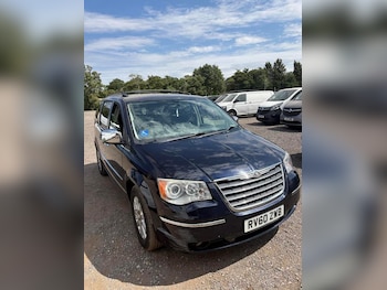 Used Chrysler Grand Voyager 2010 for sale - 79339182: Photo