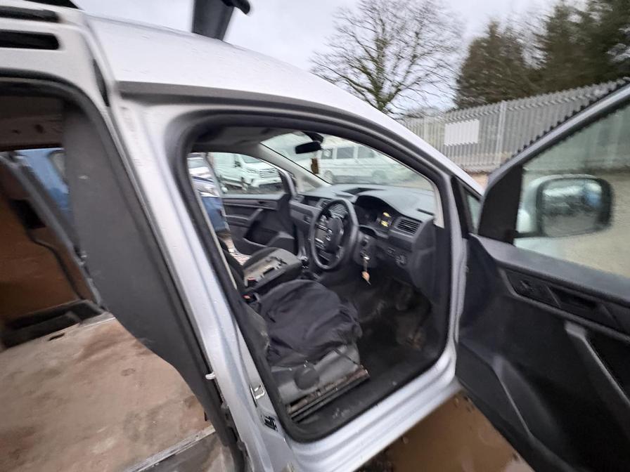 Used Volkswagen Caddy Maxi 2016 for sale - 77293907: Photo 11