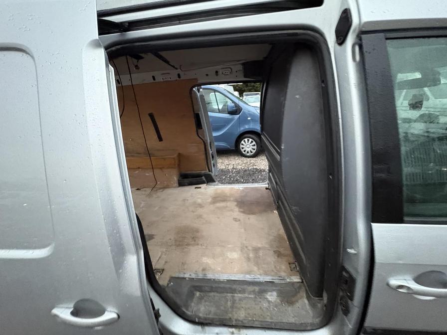 Used Volkswagen Caddy Maxi 2016 for sale - 77293907: Photo 7