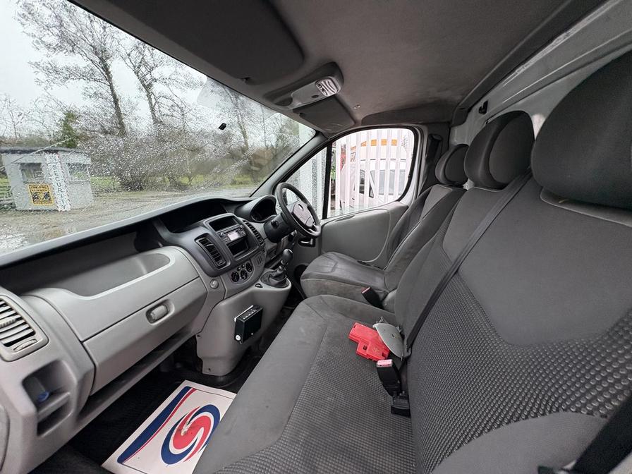 Used Vauxhall Vivaro 2014 for sale - 77577007: Photo 10