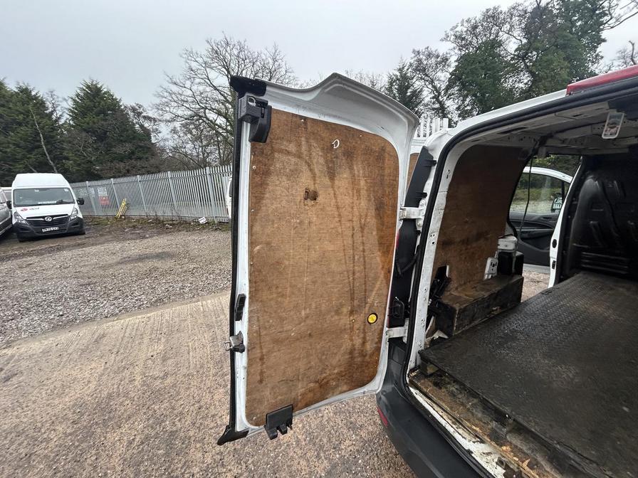 Used Ford Transit Connect 2015 for sale - 77068131: Photo 13