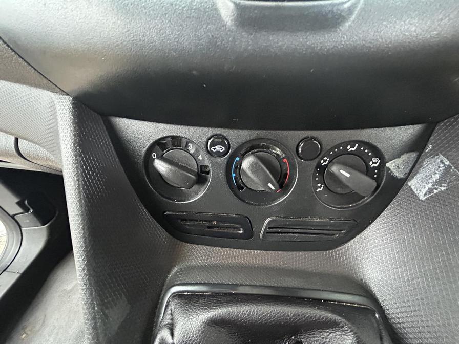 Used Ford Transit Connect 2015 for sale - 77068131: Photo 19