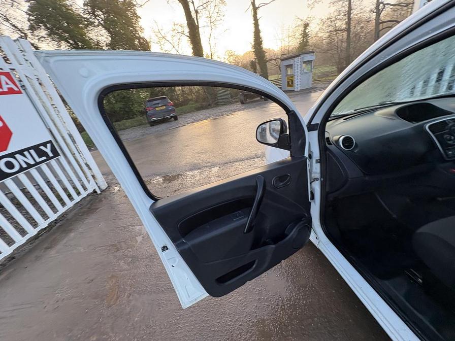 Used Renault Kangoo 2020 for sale - 76804473: Photo 11