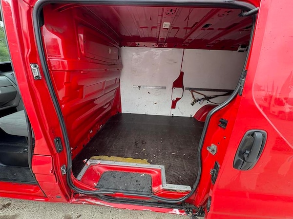 Used Vauxhall Vivaro 2013 for sale - 76112731: Photo 16