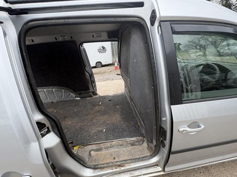 Used Volkswagen Caddy Maxi 2014 for sale - 78118237: Photo 13