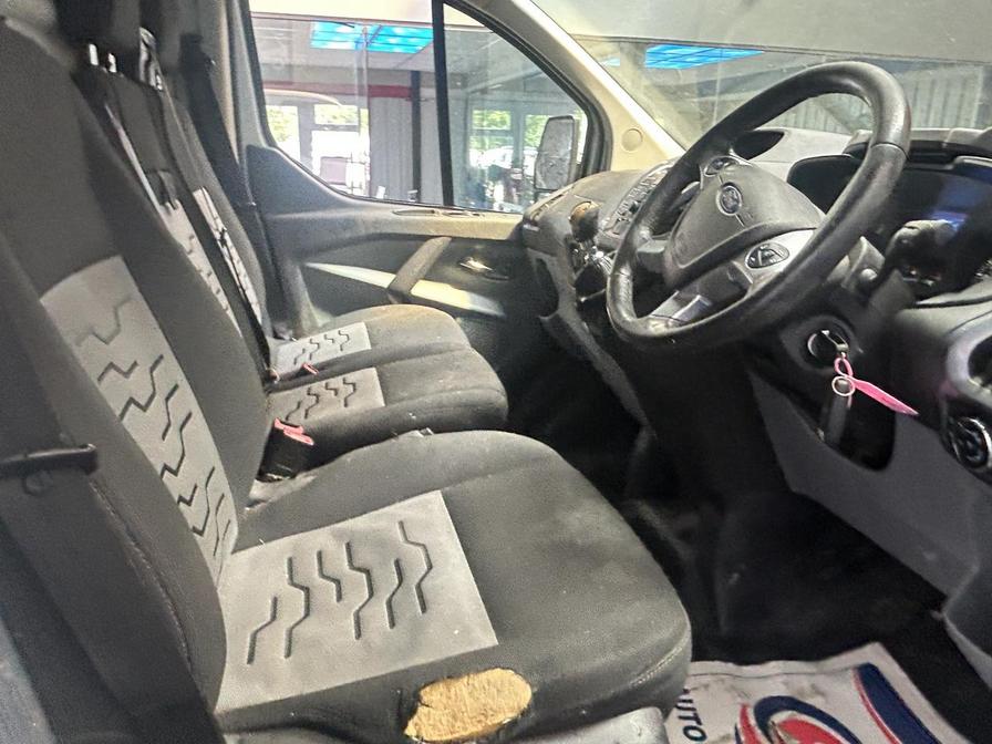 Used Ford Transit Custom 2017 for sale - 76610075: Photo 8