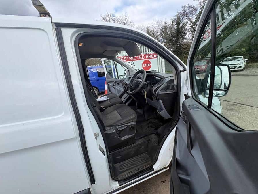 Used Ford Transit Custom 2014 for sale - 77856153: Photo 2