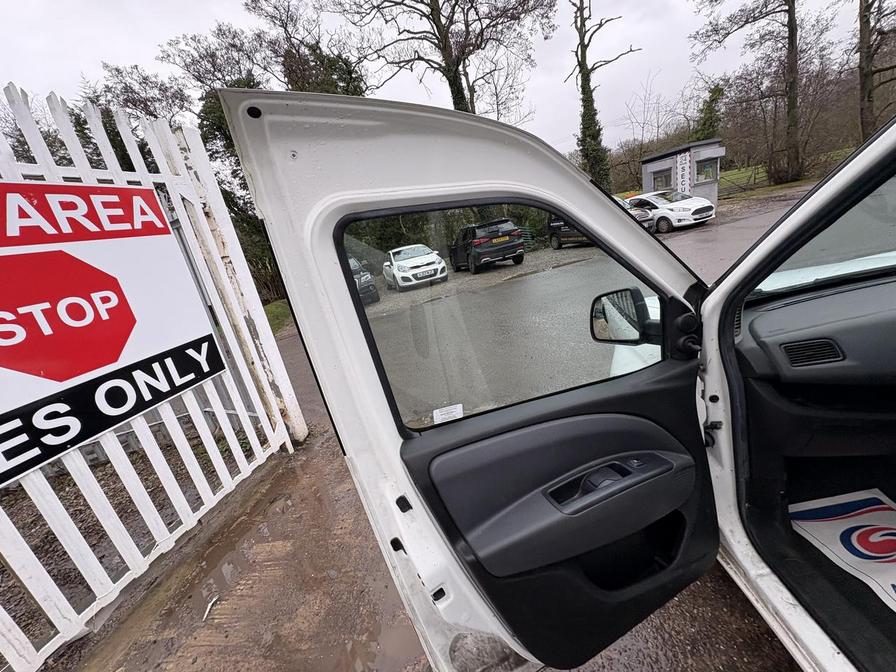 Used Fiat Doblo 2015 for sale - 77627914: Photo 21