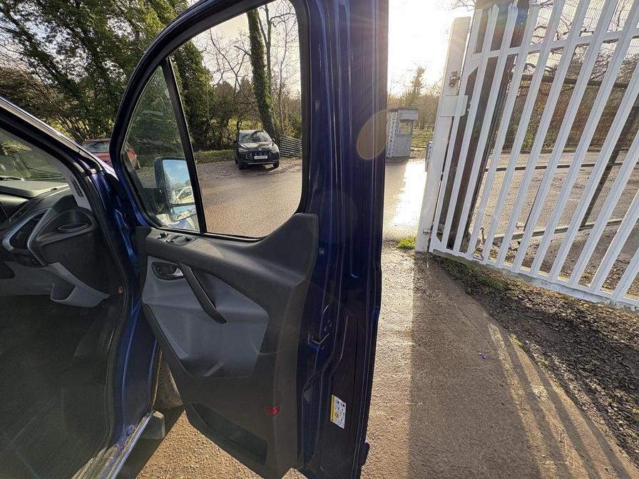 Used Ford Transit Custom 2016 for sale - 76745789: Photo 18