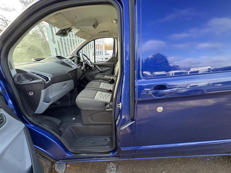 Used Ford Transit Custom 2016 for sale - 76745789: Photo 2