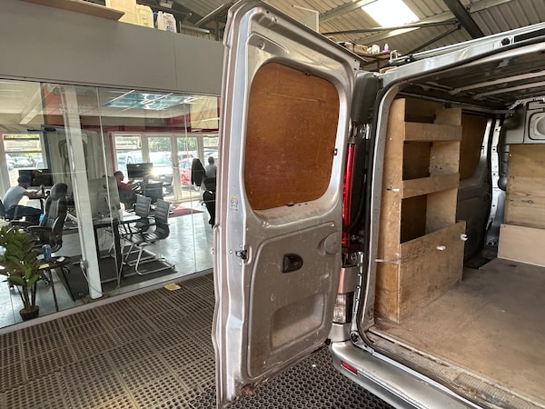 Used Vauxhall Vivaro 2010 for sale - 75015498: Photo 22
