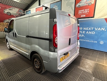 Used Vauxhall Vivaro 2010 for sale - 75015498: Photo