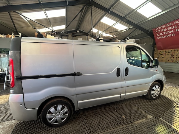 Used Vauxhall Vivaro 2010 for sale - 75015498: Photo 7