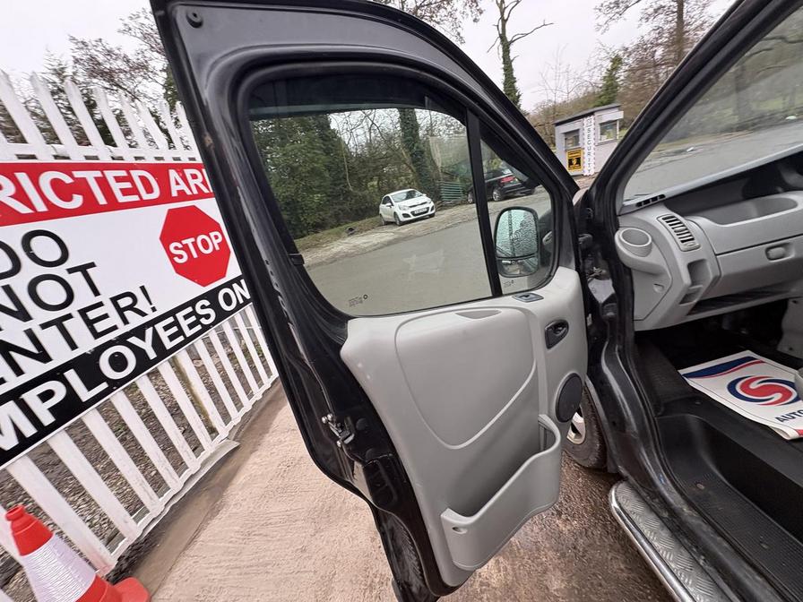 Used Vauxhall Vivaro 2013 for sale - 77856157: Photo 10