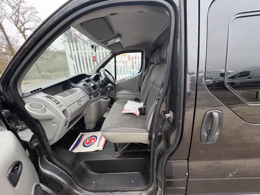 Used Vauxhall Vivaro 2013 for sale - 77856157: Photo 11