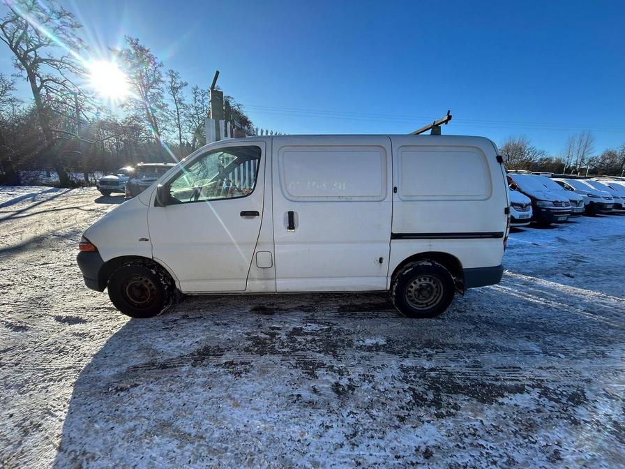 Used Toyota HiAce 2003 for sale - 77111996: Photo 10