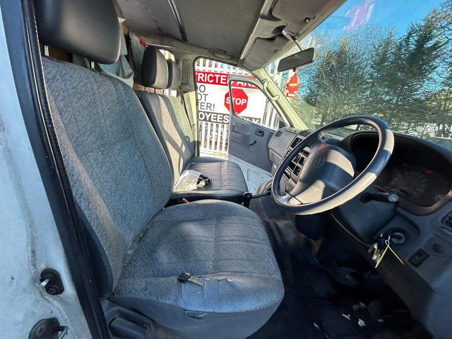 Used Toyota HiAce 2003 for sale - 77111996: Photo 18