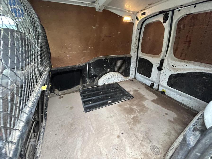 Used Citroen Berlingo 2015 for sale - 77756432: Photo 12