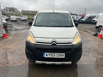 Used Citroen Berlingo 2015 for sale - 77756432: Photo