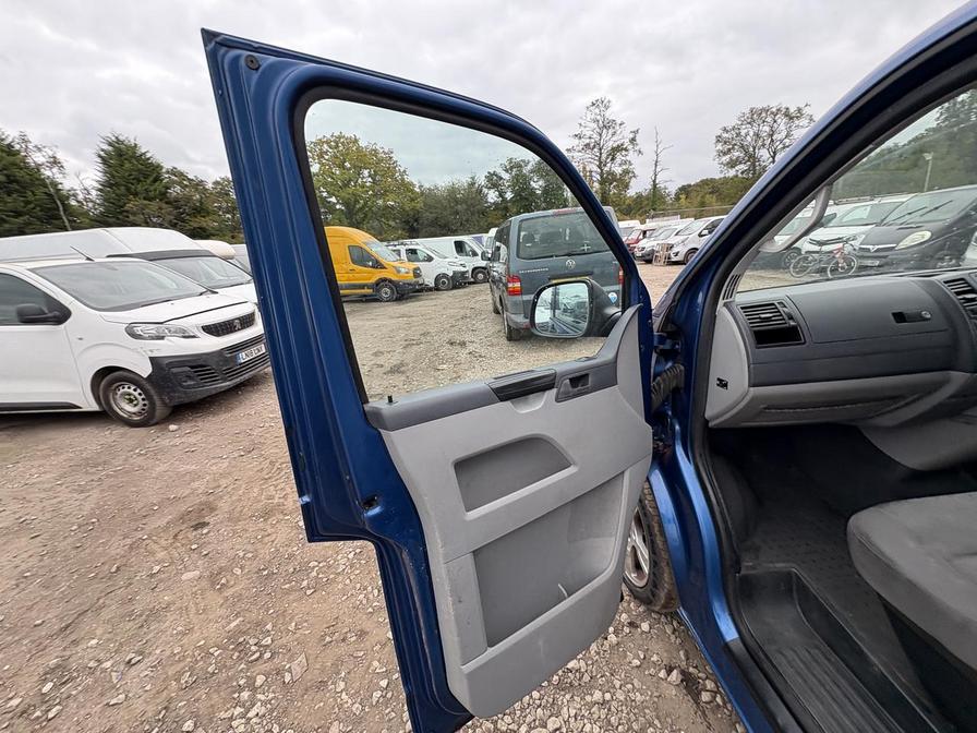 Used Volkswagen Transporter 2010 for sale - 76315963: Photo 16