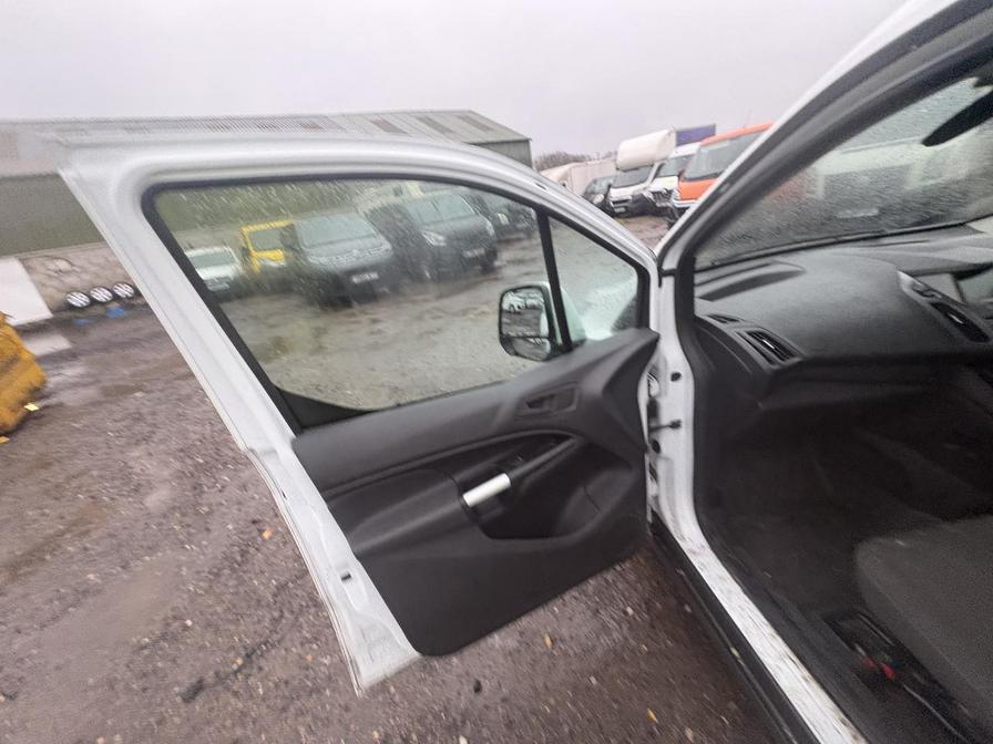 Used Ford Transit Connect 2017 for sale - 77054352: Photo 18